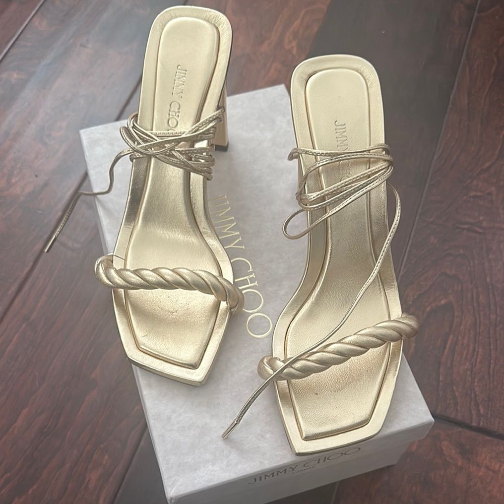 ⭐️✨SALE ✨⭐️Jimmy Choo Diosa 85 twisted mirrored-leather sandals. Worn once!